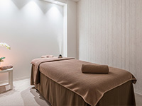 2.お部屋にご案内